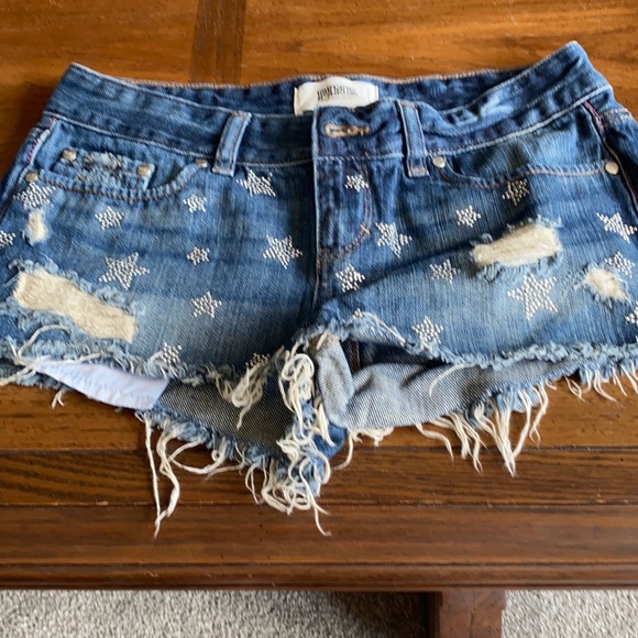 Pink Jean shorts - Picture 1 of 4